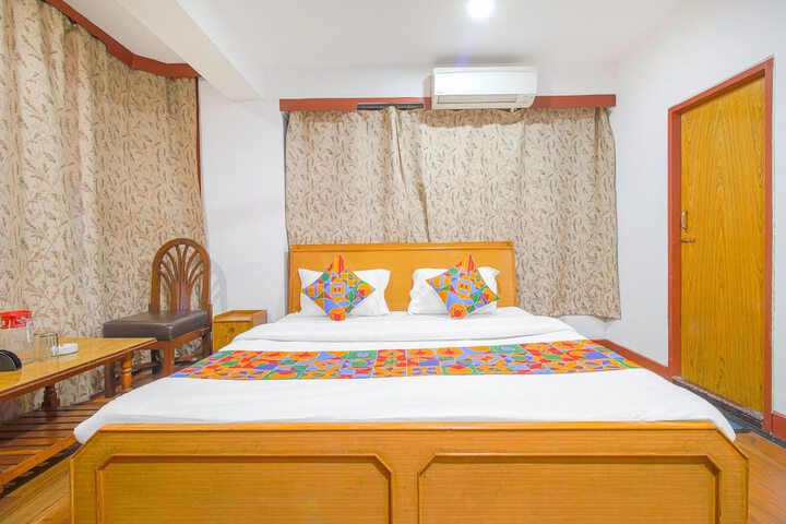 Room 21 of 28