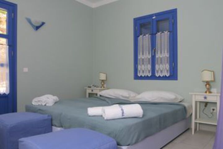 Room 9 of 23