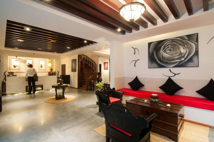 Lobby Photos