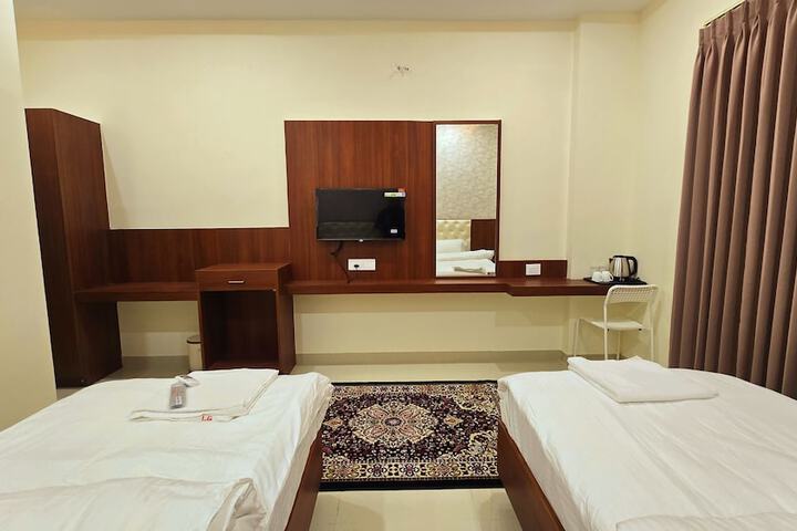 Room 15 of 24
