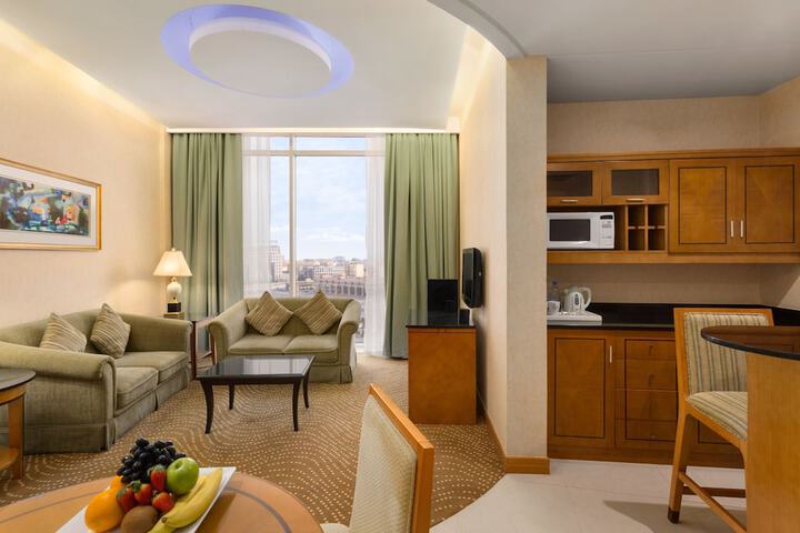 Room 29 of 48