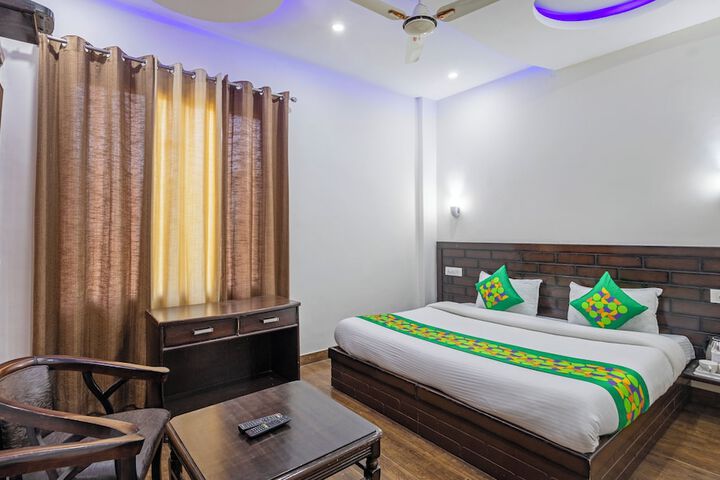 Room 14 of 49