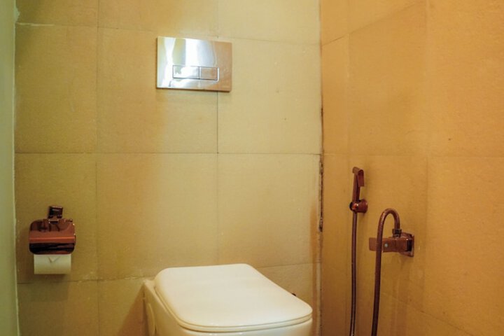 Room 60 of 95