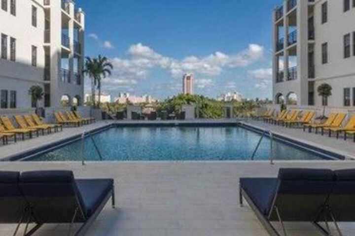 Pool 17 of 17