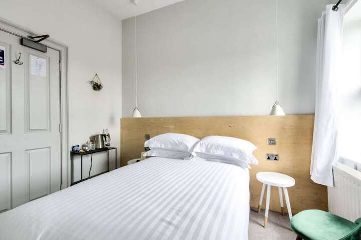 Room 3 of 30