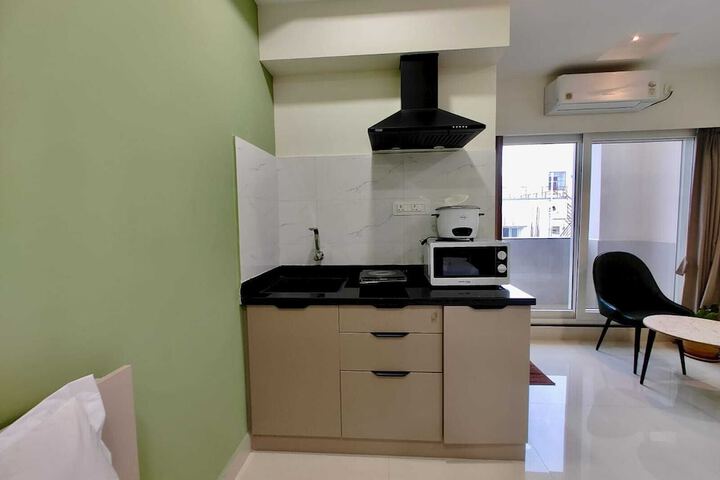 Room 8 of 25