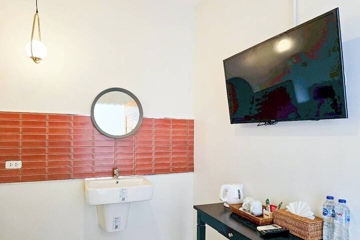 Room 40 of 100
