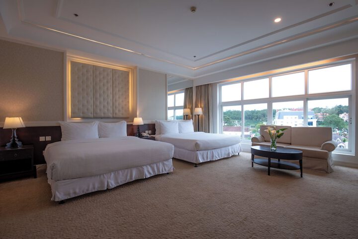 Room 11 of 67