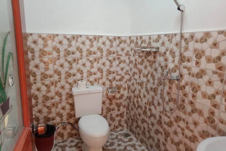 Room 7 of 20