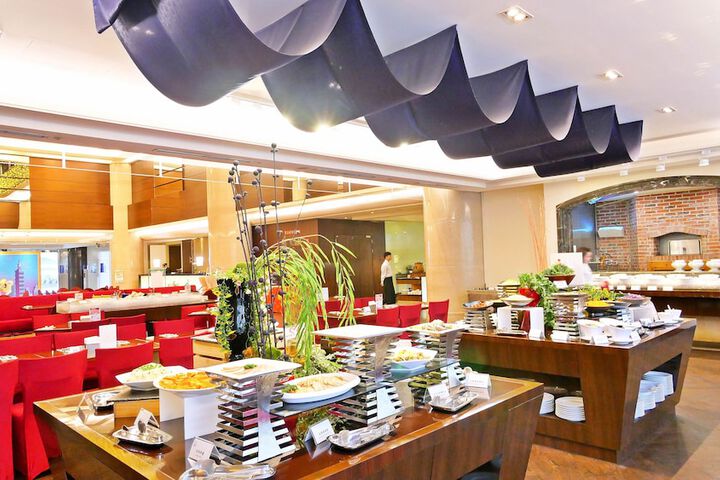 Breakfast/Coffee Service 93 of 122