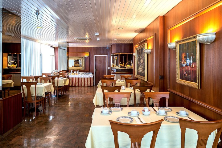 Restaurants