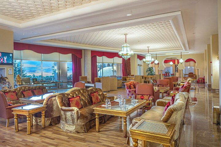 Guest Lobby
