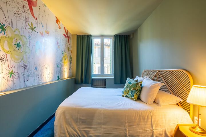 Room 15 of 39
