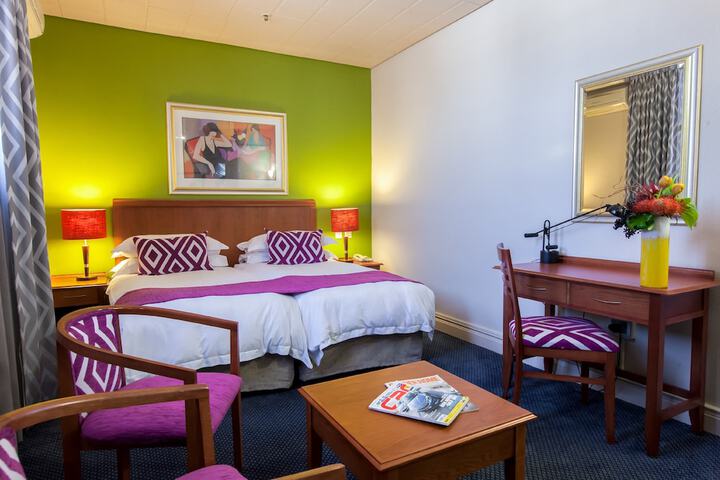 Room 8 of 31