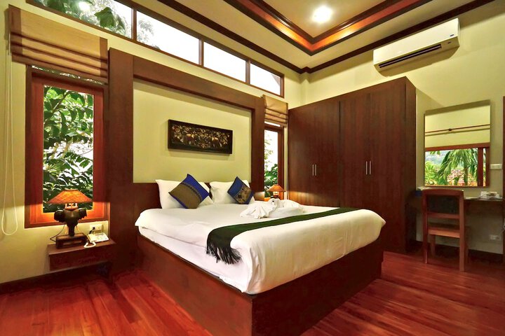 Room 10 of 61