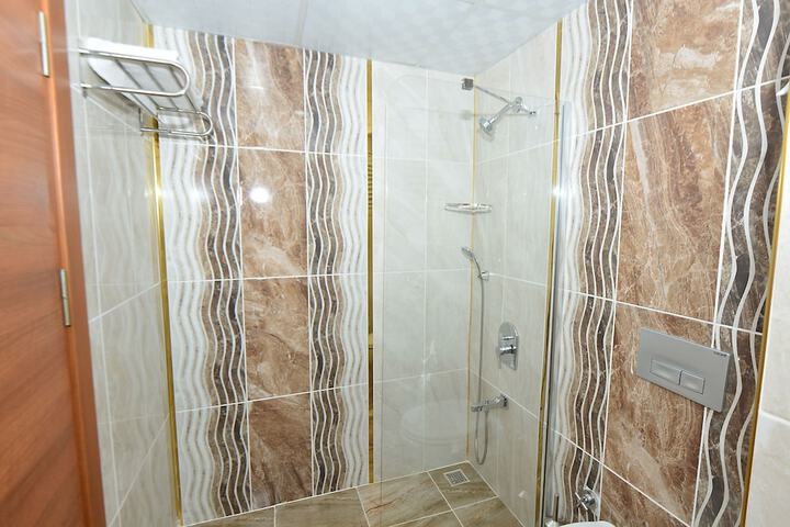 Room 29 of 58