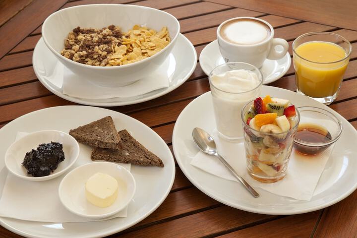 Breakfast/Coffee Service 69 of 93