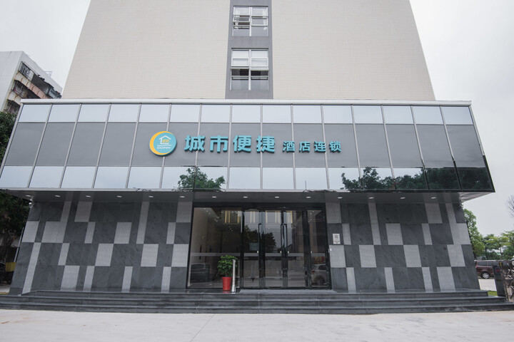Hotel 3 of 16