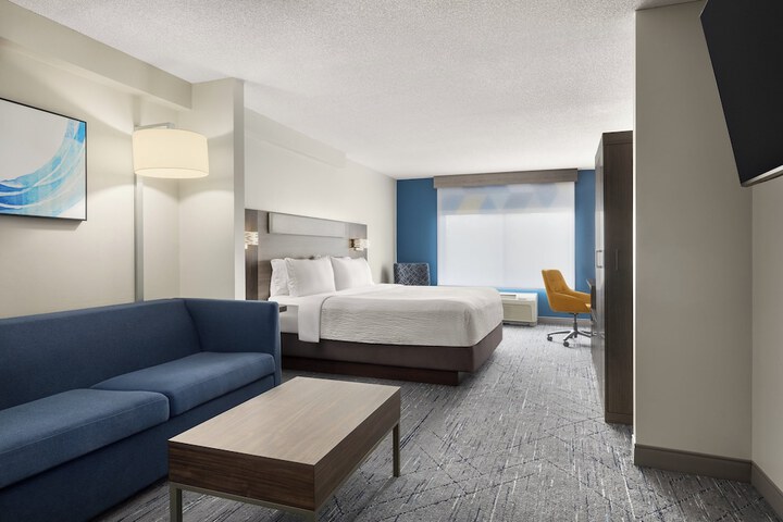 Room 18 of 70