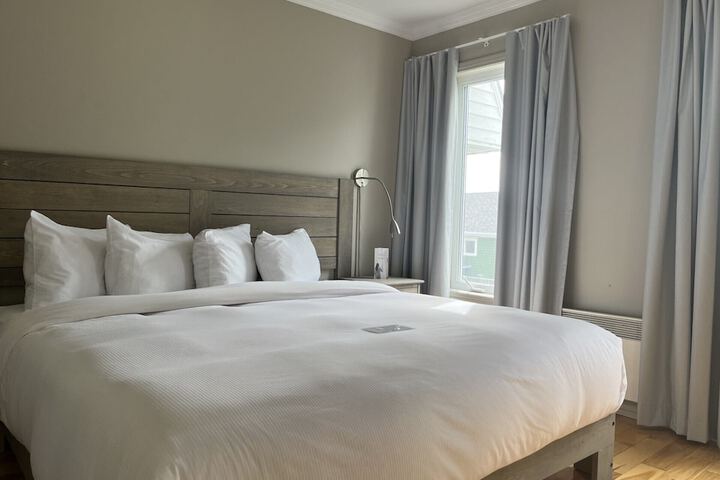 Room 54 of 140