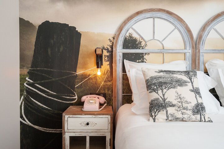 Room 28 of 127