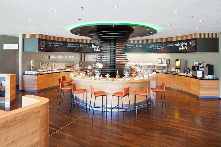 Dining Photos