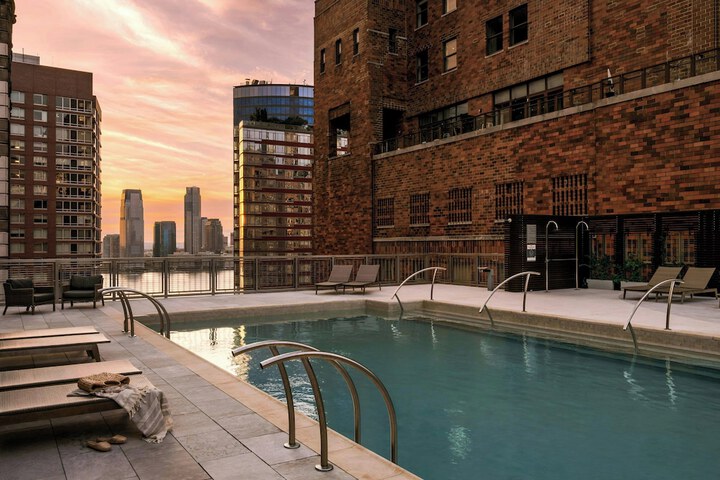 Pool 87 of 104