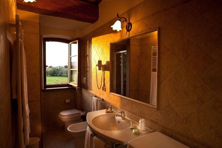 Clean Restrooms