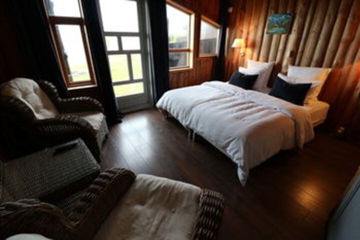 Room 32 of 67