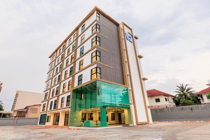 B2 Khon Kaen Premier Hotel