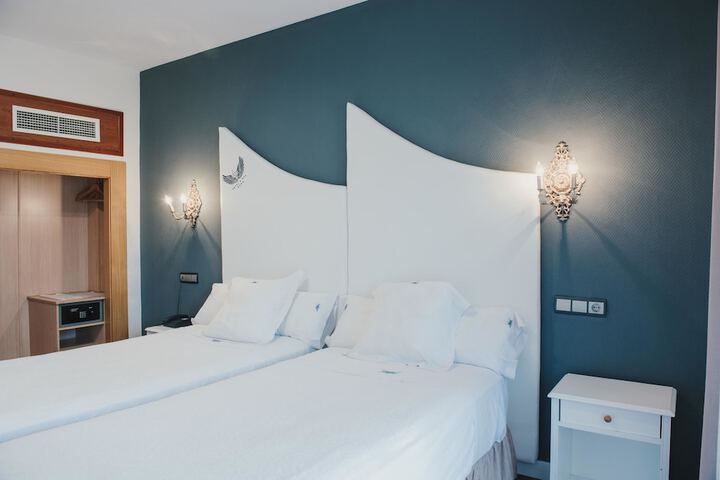 Room 21 of 70