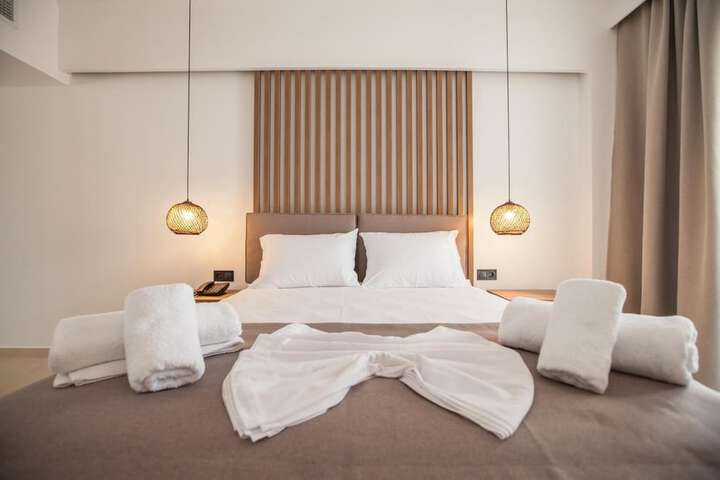 Room 14 of 43