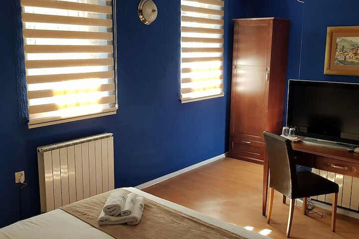 Room 35 of 81