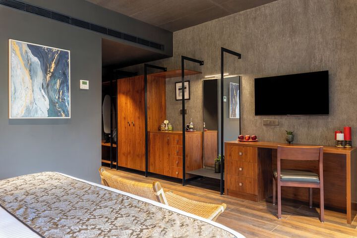 Room 14 of 45