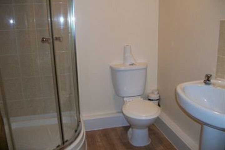 Room 3 of 8