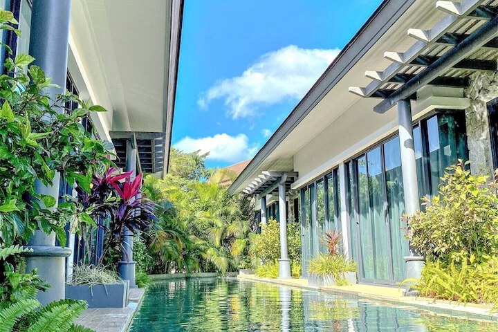 Pool 65 of 132