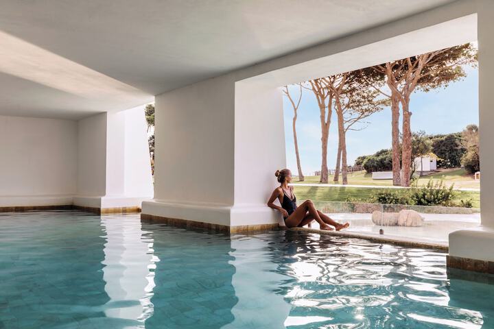 Pool 60 of 103