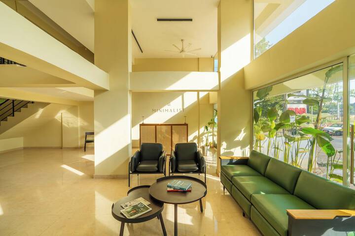 Hotel Interior 11 of 109