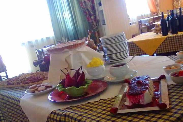 Dining 74 of 88