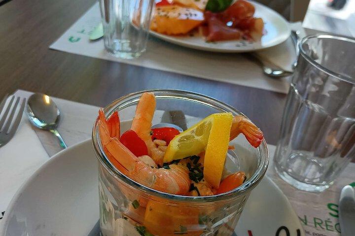 Dining Photos