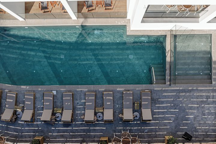 Pool 24 of 38