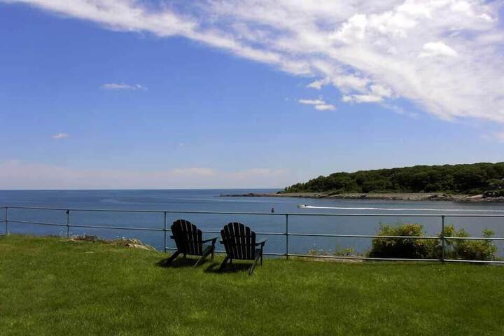 Sundeck 66 of 79