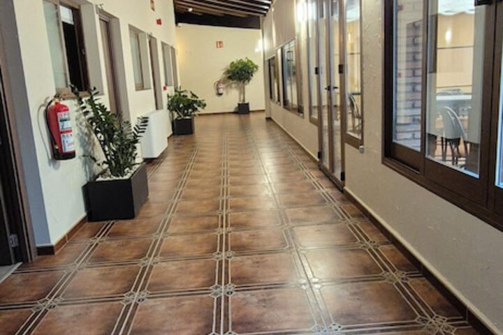 Ballroom/Hall 43 of 47