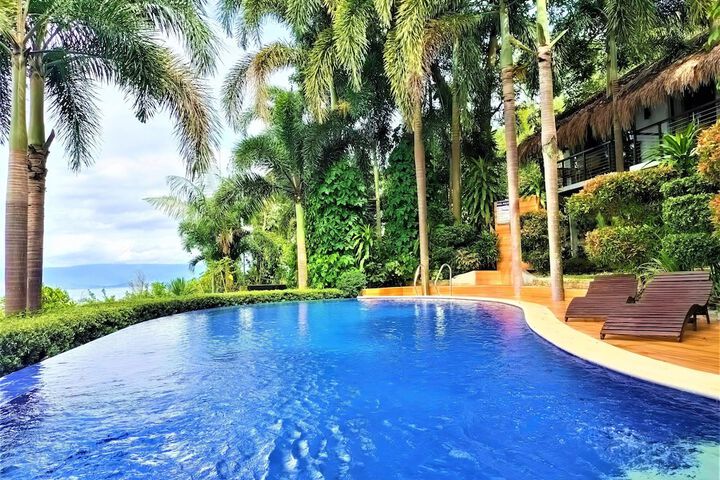Pool 42 of 73