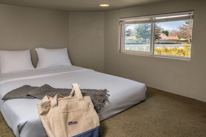 Room 87 of 185