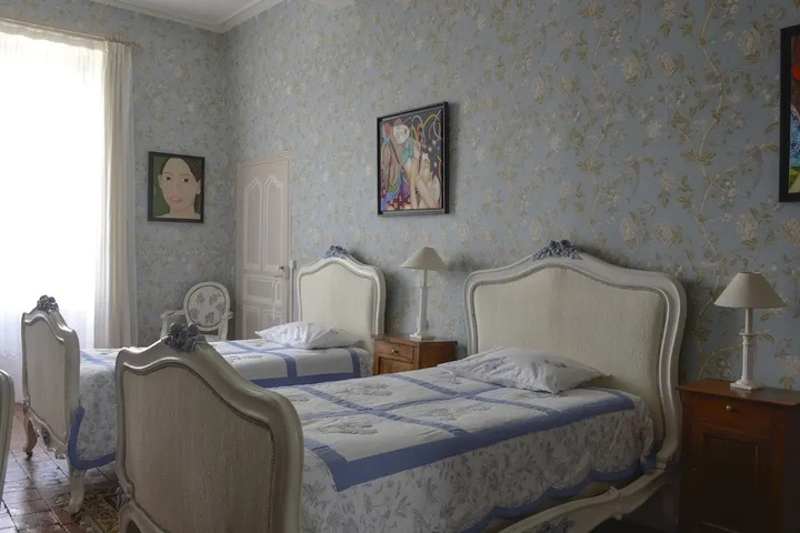 guest_rooms