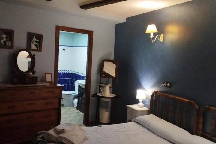 Room 14 of 36