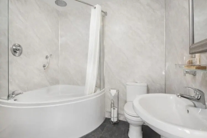 Bath Interior