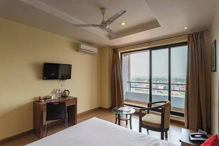Room 9 of 35