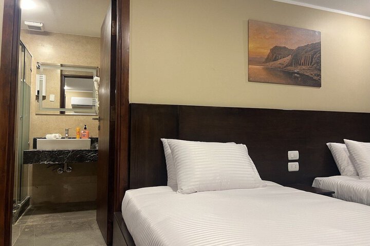 Room 2 of 28